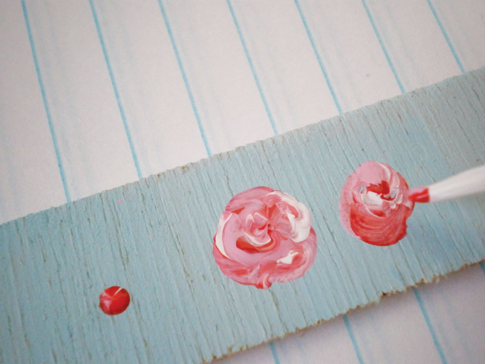 How to paint shabby chic roses